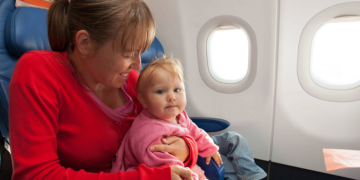 Airlines May Ban Babies from flying on their Parents’ Laps