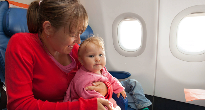 Airlines May Ban Babies from flying on their Parents’ Laps
