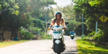 Rent of motorcycles and mopeds in Bali: advantages of the service