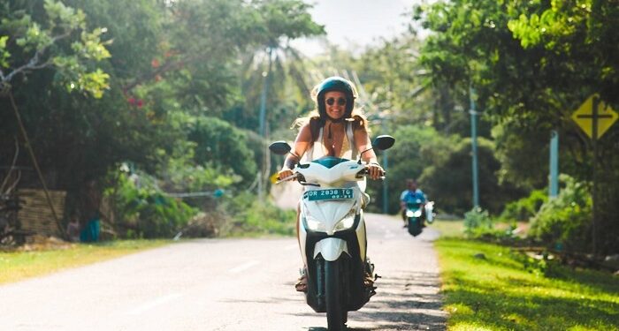 Rent of motorcycles and mopeds in Bali: advantages of the service
