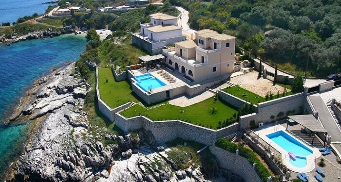 Primary real estate market in Greece: what properties are available for purchase